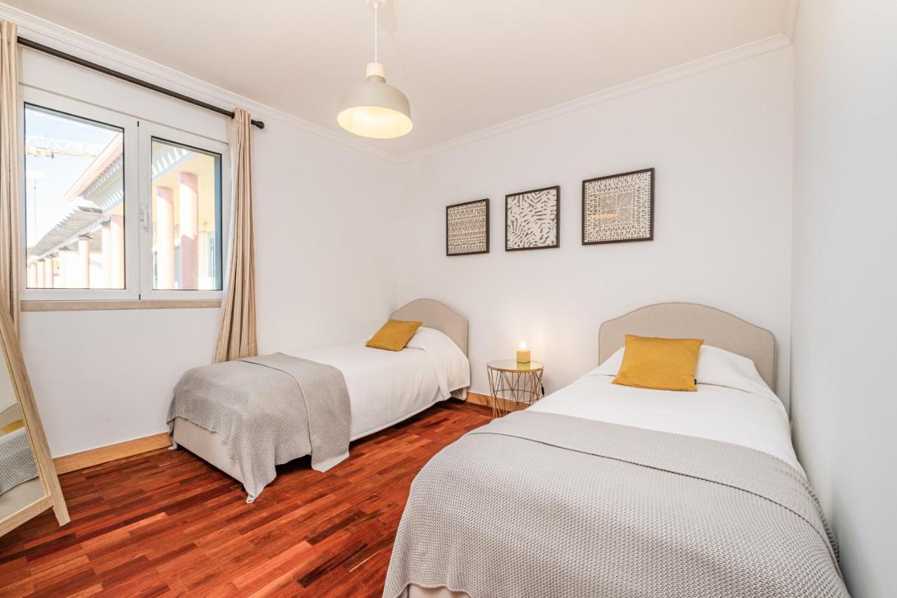 Pateo Do Carmo - By Wehost Apartment ฟุงชาล ภายนอก รูปภาพ