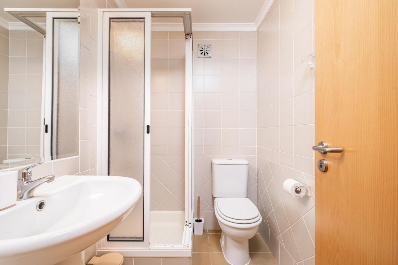 Pateo Do Carmo - By Wehost Apartment ฟุงชาล ภายนอก รูปภาพ